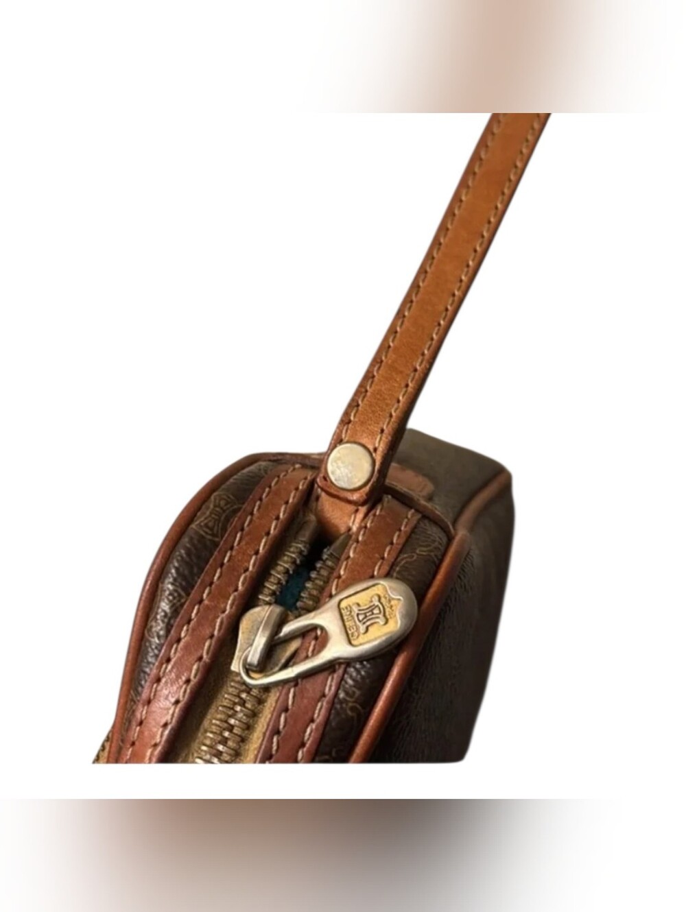 Celine Vintage Macadam Triomphe Clutch With The Iconic Brown Monogram Canvas - Picture 4 of 9